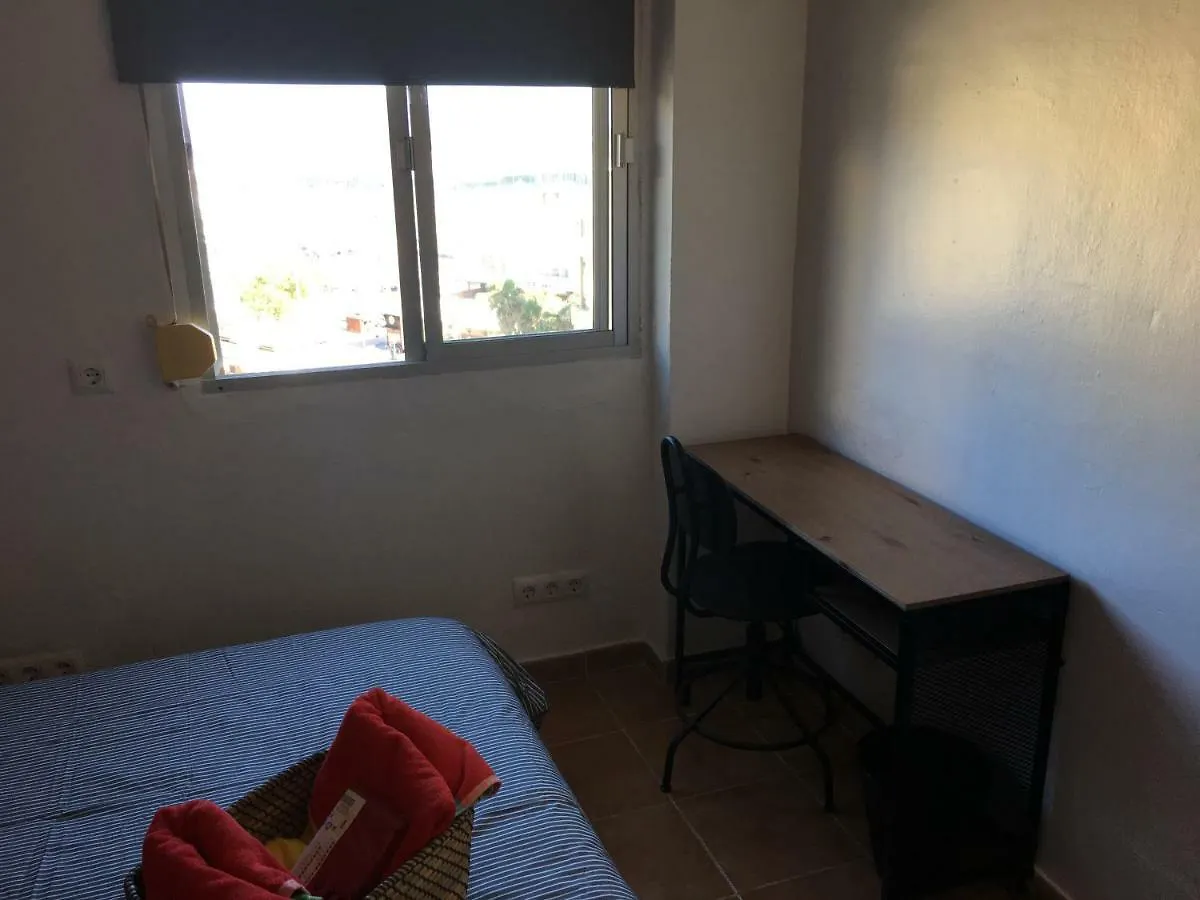 Homestay Monkey Room La Linea de la Concepcion
